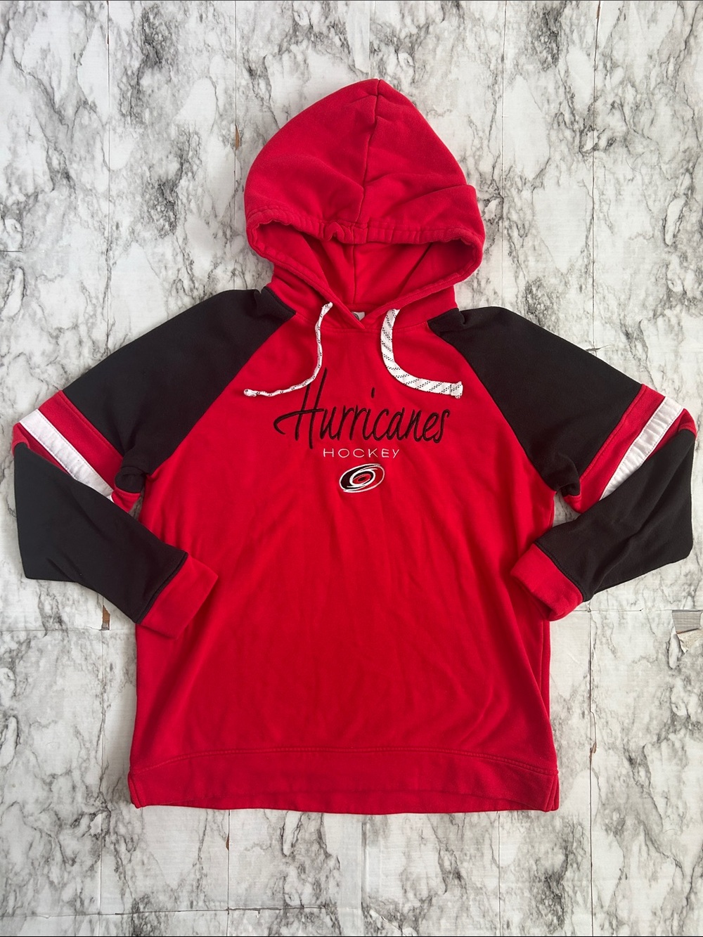 NHL | men’s size large Carolina Hurricanes Hoodie Fleece Lined Embroidered